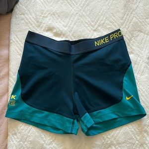 Nike Pro women’s shorts